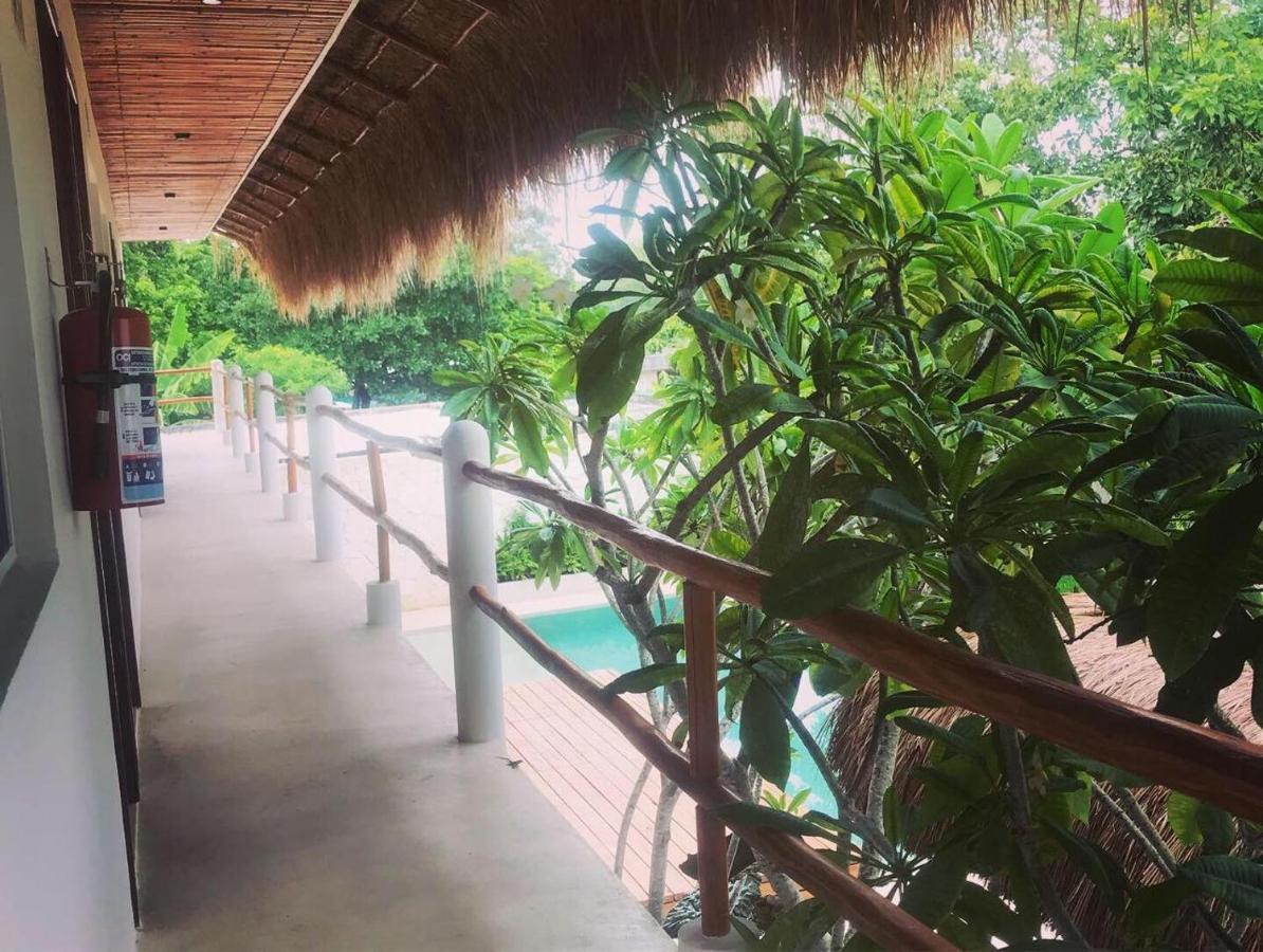 Agam Hotel Bacalar Kültér fotó