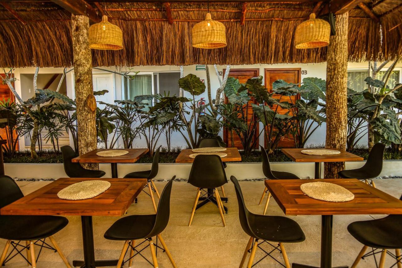 Agam Hotel Bacalar Kültér fotó