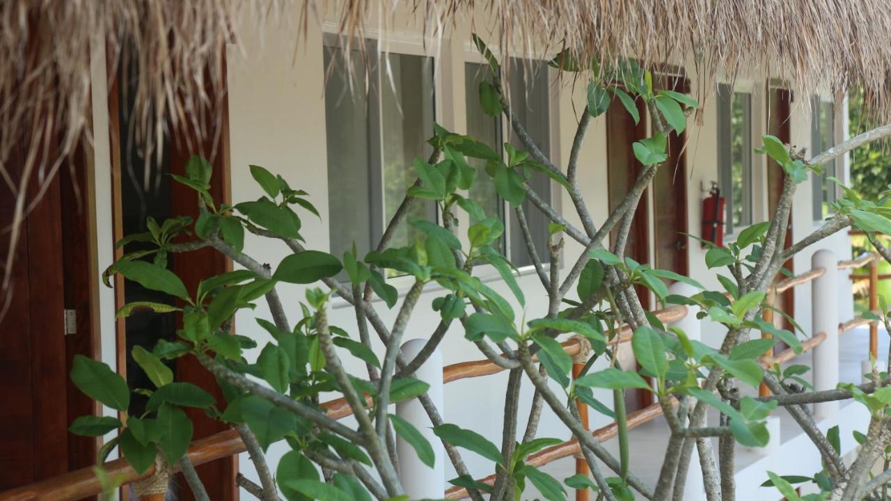 Agam Hotel Bacalar Kültér fotó
